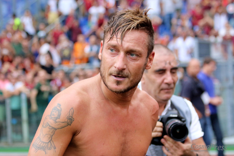 Totti porta il sole sull'Olimpico, Roma Sampdoria 3-2 [foto Martemucci]