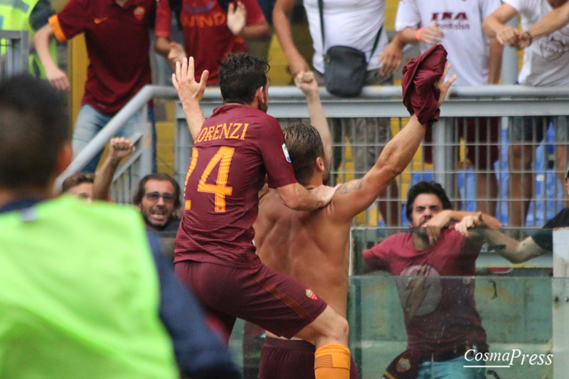 Totti porta il sole sull'Olimpico, Roma Sampdoria 3-2 [foto Martemucci]