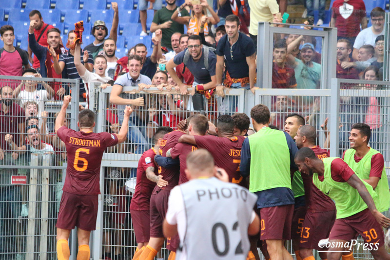 Totti porta il sole sull'Olimpico, Roma Sampdoria 3-2 [foto Martemucci]