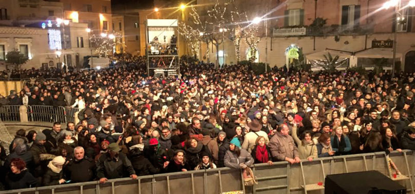 Oltre20mila persone in piazza a Matera per festeggiare il 2017. Le telecamere si spengono, la festa continua.