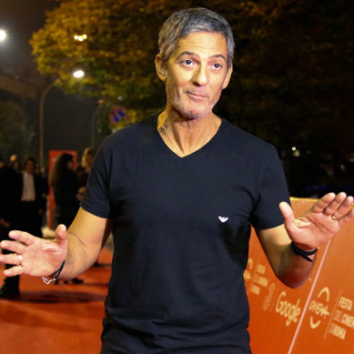 Fiorello arriva sul redcarpet di Borg McEnroe – VIDEO