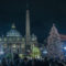 A Piazza San Pietro inaugurato il Presepe e acceso l’albero di Natale