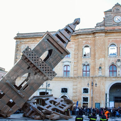 Video – Crollo Mausoleo di 19 metri a Matera – Evento Meno Uno – Matera2019