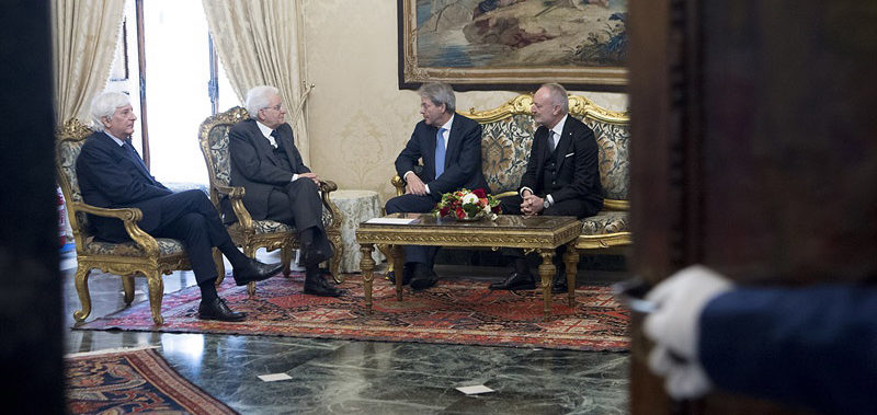 Paolo Gentiloni si è dimesso da Premier.