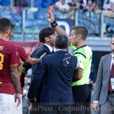 Roma Cagliari 1-1, i giallorossi fermati tra le polemiche.