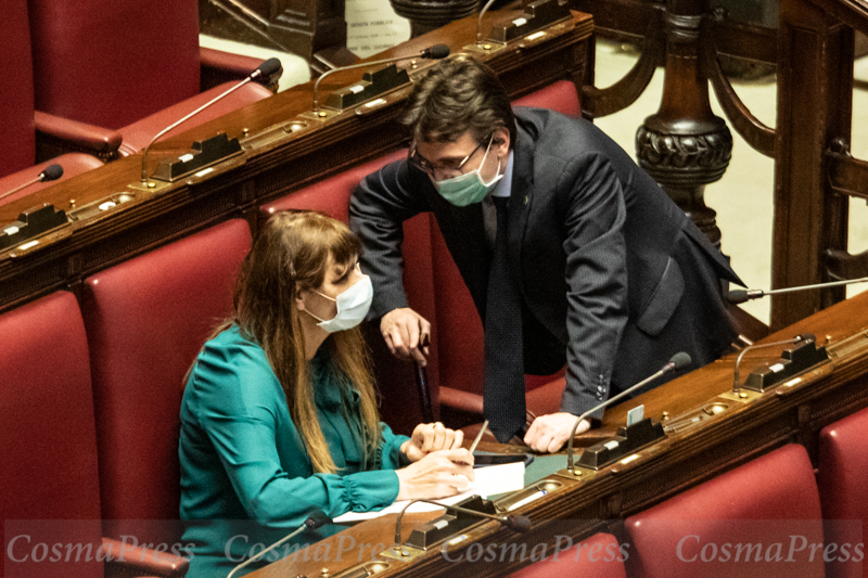 Deputies of the Italian Republic in Parliament with mask