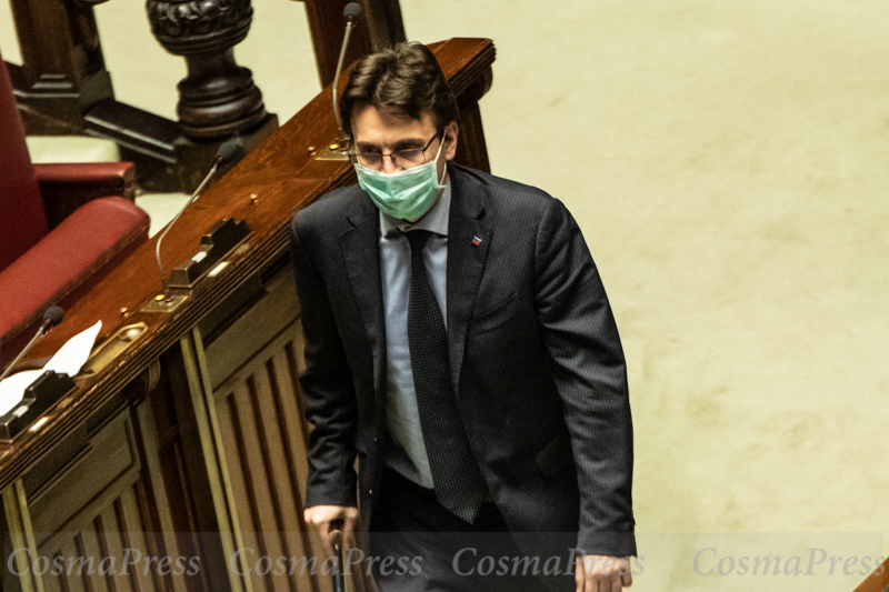 Deputies of the Italian Republic in Parliament with mask