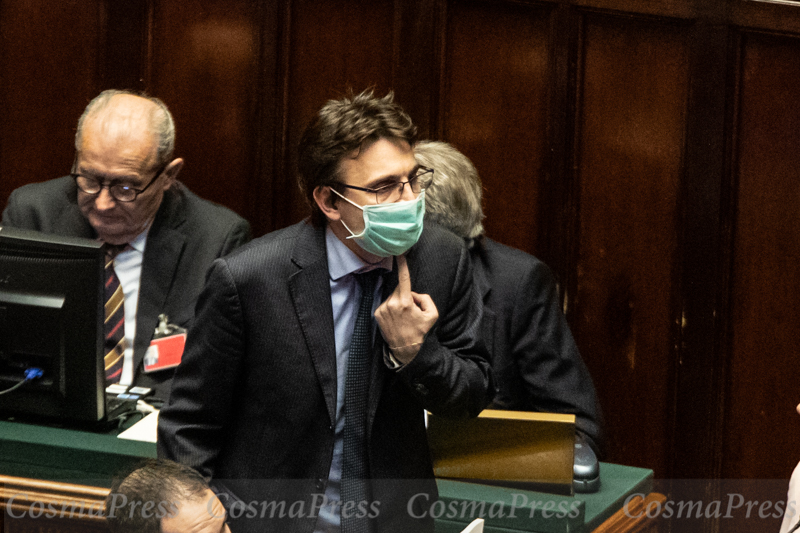Deputies of the Italian Republic in Parliament with mask